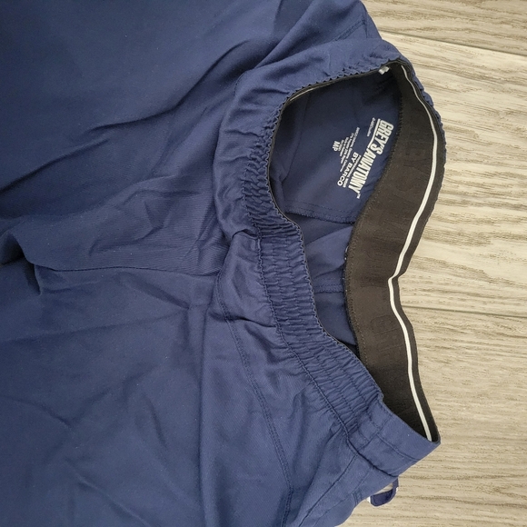 Grey's Anatomy Women's Scrubs Navy Blue Size Medium Petite - Picture 7 of 8